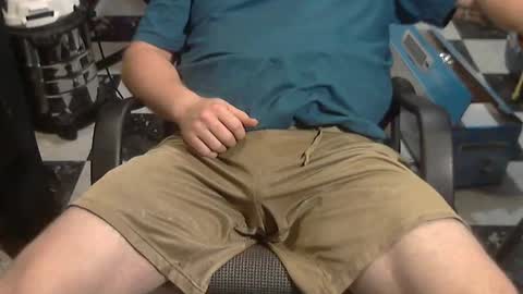 junkerdc1 online show from April 1, 7:00 pm