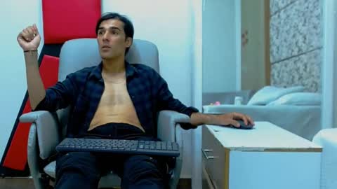 Jupiter online show from October 18, 7:19 pm