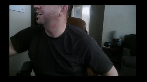 JustVibin online show from January 4, 9:20 pm