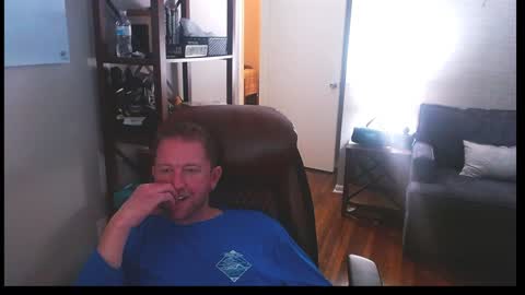 JustVibin online show from December 27, 9:22 pm