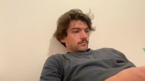 just_a_guy_with_a_big_cock online show from October 16, 7:22 pm