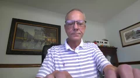 Snapshot of justadad4u chatting on September 17, 4:19 pm justadad4u online show from September 17, 4:19 pm