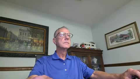 Snapshot of justadad4u chatting on September 29, 12:13 pm justadad4u online show from September 29, 12:13 pm