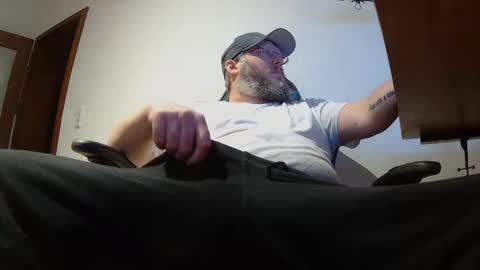 Just Flo ---  online show from February 20, 4:07 am