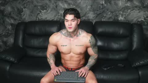 justin clark1 online show from April 22, 4:08 am