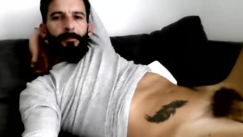 justin_huge online show from October 12, 5:40 pm