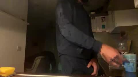 justin_huge online show from October 25, 4:14 am