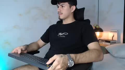 Justin online show from January 16, 8:00 pm