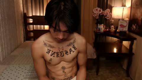 Snapshot of justine_hunk chatting on December 20, 2:49 pm justine_hunk online show from December 20, 2:49 pm