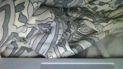 justinyojustin online show from March 8, 5:44 am