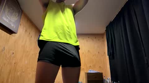 justmoresluts online show from October 4, 10:31 am