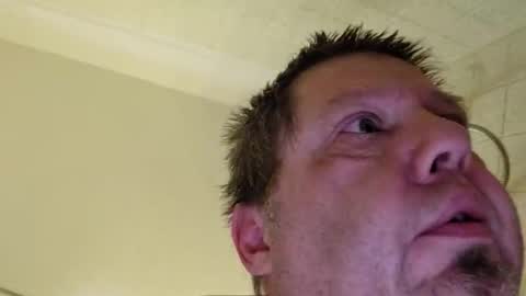 justsetfree online show from November 9, 5:11 am