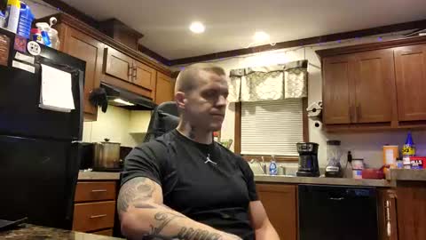 justus0624 online show from October 28, 3:20 am