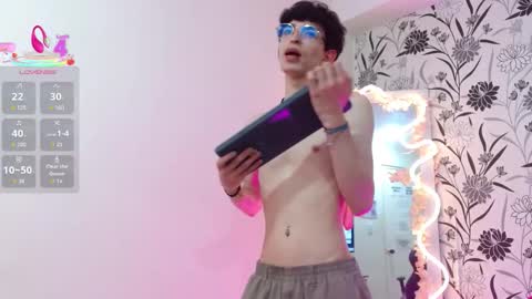 kai_tay1 online show from March 14, 10:39 pm