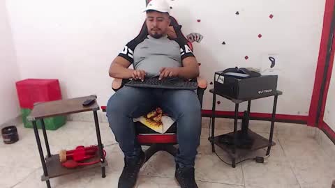 Kaleth online show from February 10, 3:39 pm