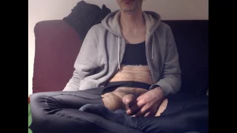 kam online show from February 12, 5:08 pm