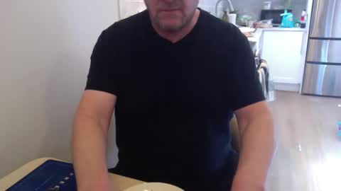 Cam with Me Vixens DM me online show from April 19, 8:11 pm