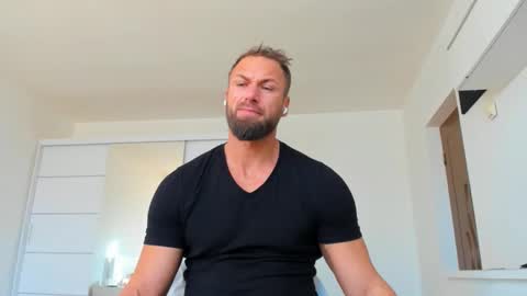 Snapshot of kanegriffin26 chatting on February 24, 6:38 am Kane OF strongkane online show from February 24, 6:38 am