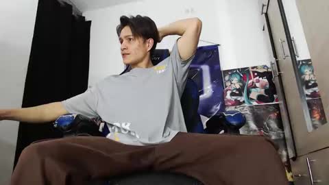 andres online show from December 16, 12:56 pm