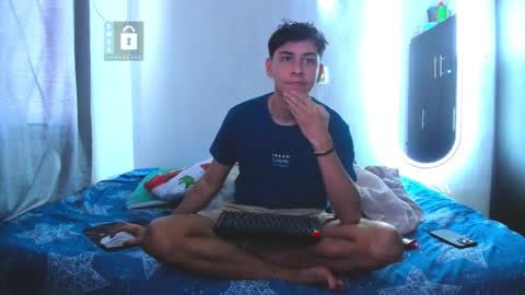 KAN  online show from February 25, 2:18 pm