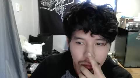 karloscm4 online show from March 7, 7:27 pm