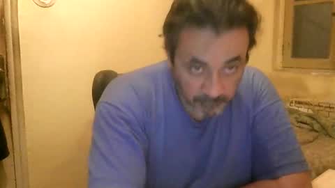Snapshot of karlpal chatting on January 1, 7:20 am karlpal online show from January 1, 7:20 am