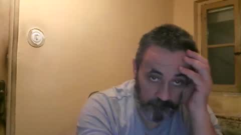 Snapshot of karlpal chatting on February 16, 9:38 pm karlpal online show from February 16, 9:38 pm