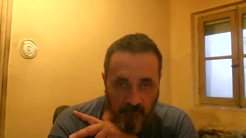 Snapshot of karlpal chatting on January 26, 7:53 am karlpal online show from January 26, 7:53 am