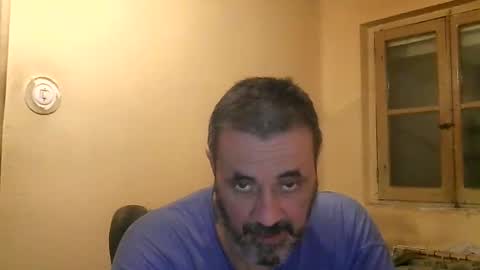 Snapshot of karlpal chatting on January 18, 7:04 am karlpal online show from January 18, 7:04 am