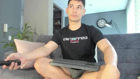 Kayn online show from November 28, 7:05 pm