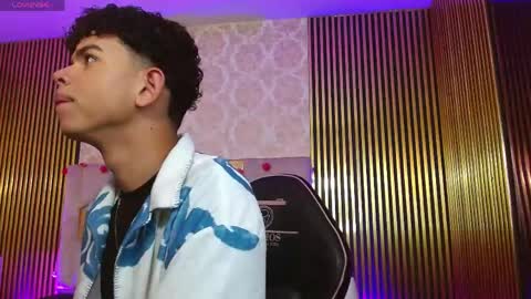  keahi  online show from April 15, 8:31 pm