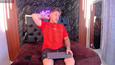 Snapshot of keane_lee chatting on September 16, 11:44 am Keane online show from September 16, 11:44 am