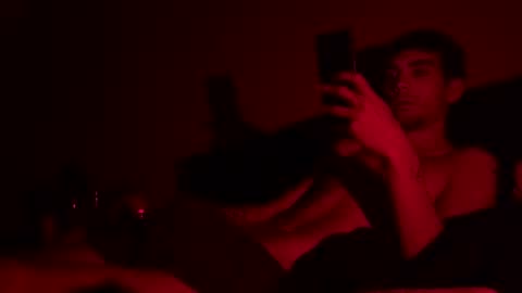 keanuis19 online show from April 2, 10:56 am