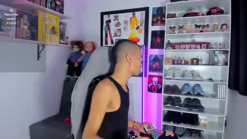 pablo online show from December 5, 12:12 pm