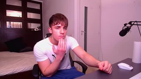 KellenWest online show from December 16, 11:06 am