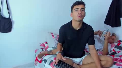 kelvin_hot276 online show from February 3, 2:53 am