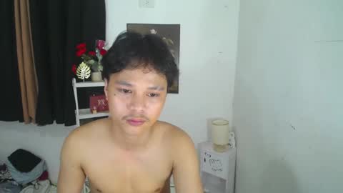 ken8804 online show from March 2, 7:15 am