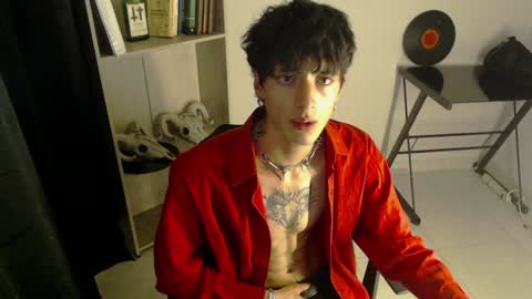 Snapshot of kenny__hot chatting on December 16, 7:00 pm kenny online show from December 16, 7:00 pm