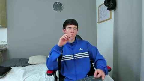 Santiago online show from April 25, 4:26 am