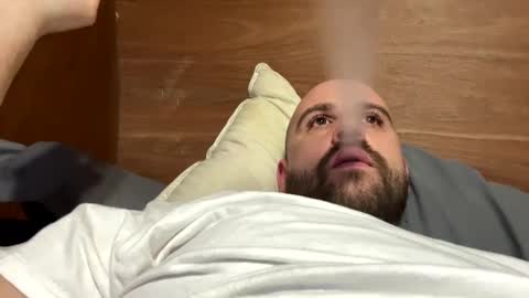 kepkon00 online show from January 31, 6:57 pm