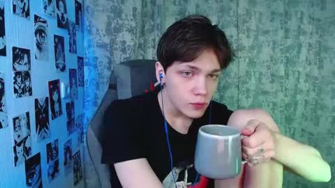 Kevin online show from November 13, 4:39 am