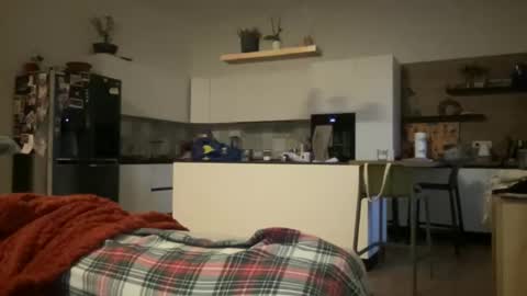 kevinpillobello online show from April 15, 5:57 pm