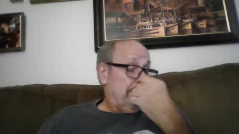 Snapshot of kfries chatting on September 12, 8:42 pm Kent online show from September 12, 8:42 pm