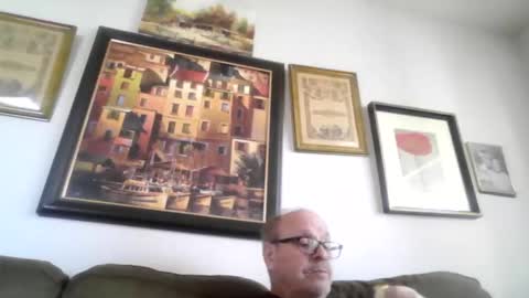 Snapshot of kfries chatting on October 15, 6:59 pm Kent online show from October 15, 6:59 pm