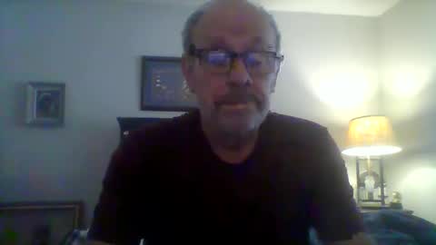 Snapshot of kfries chatting on December 21, 3:31 pm Kent online show from December 21, 3:31 pm