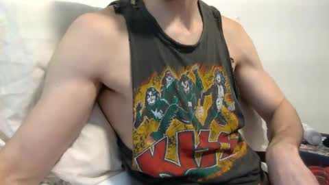 Snapshot of kheaven711 chatting on December 9, 6:52 pm Kheaven711 online show from December 9, 6:52 pm