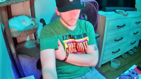 KevKev online show from April 6, 3:14 am