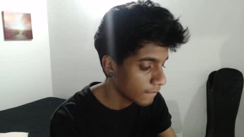 Snapshot of khevinlopezonig chatting on February 15, 2:47 am khevinlopezonig online show from February 15, 2:47 am