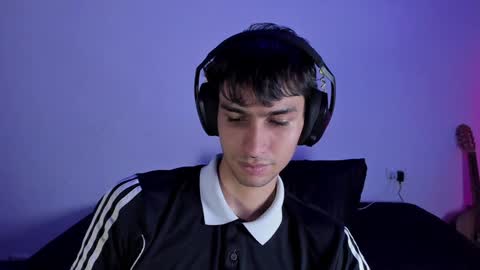 khozler_ online show from January 31, 2:48 am