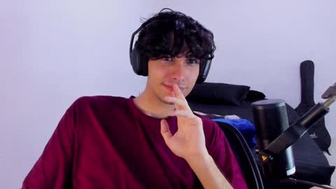 khozler_ online show from December 14, 11:50 am